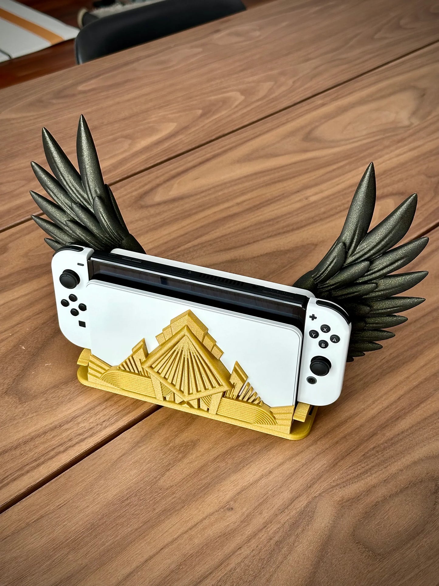 Nintendo Switch ArtDeco Wings Dock
