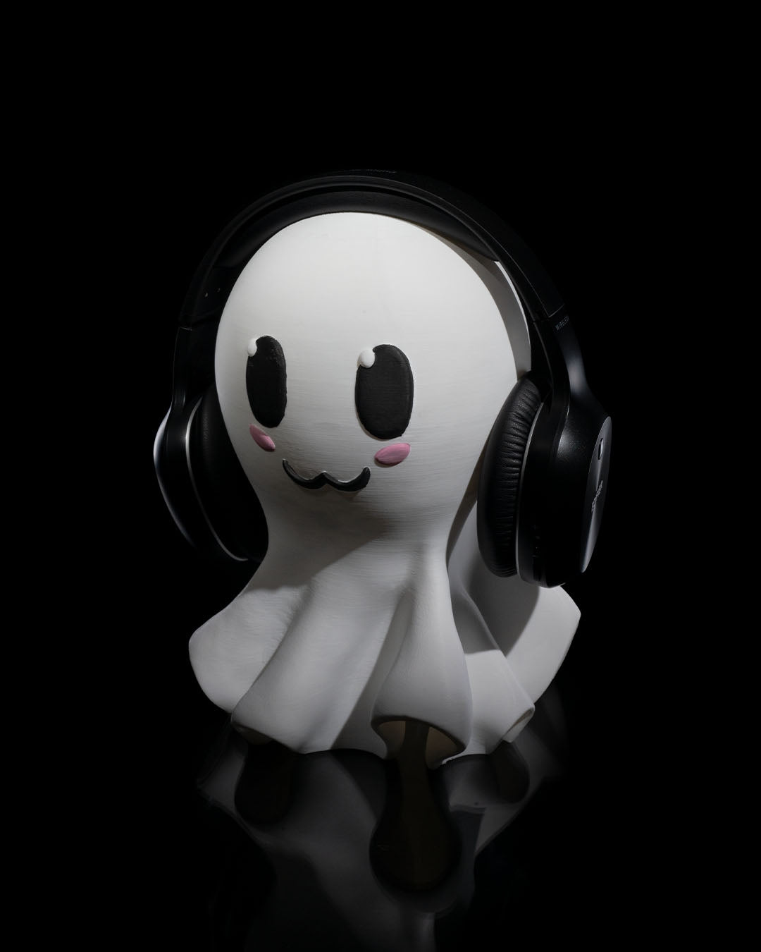 Gentle Ghost Headphone Holder